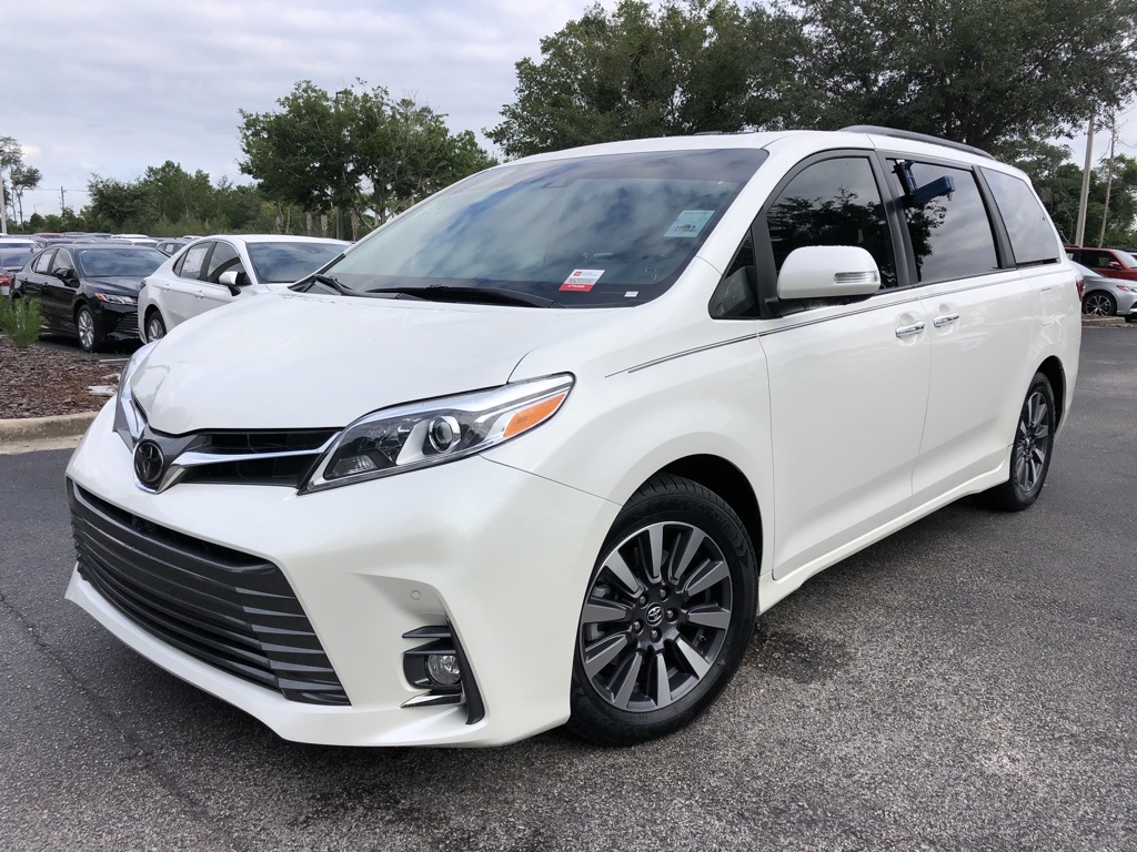 Toyota sienna 2019 размеры